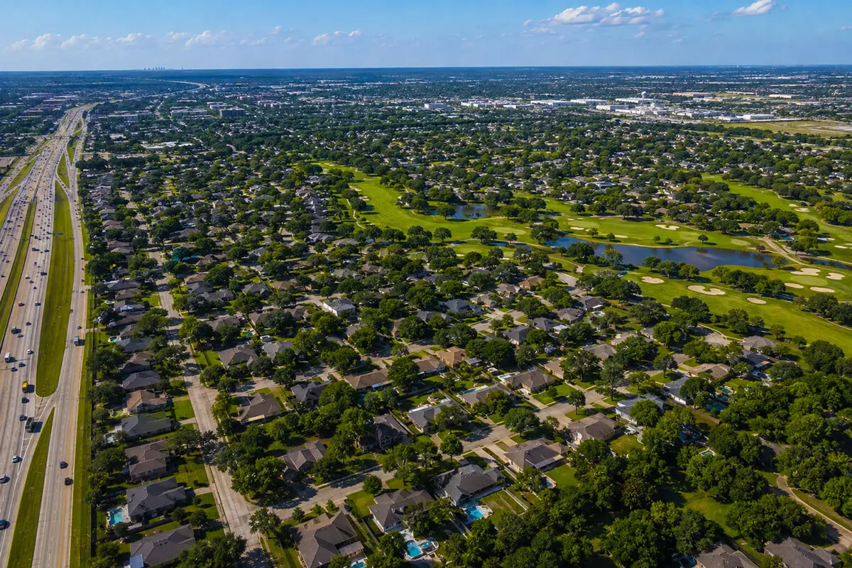 Residential homes along a golf course in Jersey Village, TX